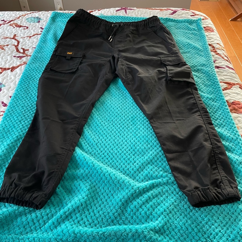 CAT Women's Black Utility Joggers
